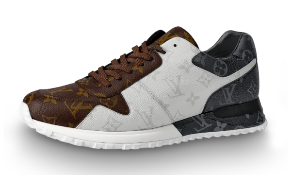 Trainer Black Forest - Image 1
