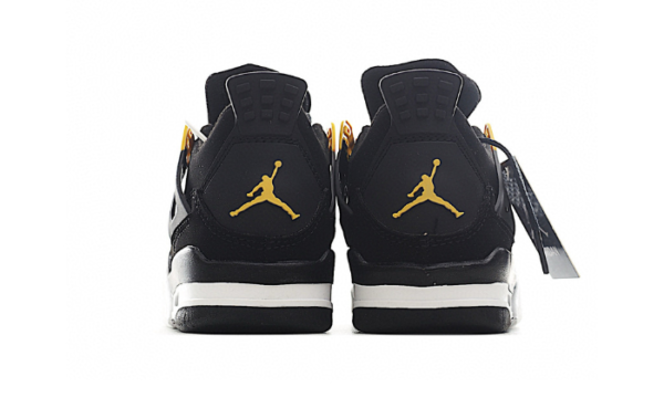 Retro Royalty - Image 4