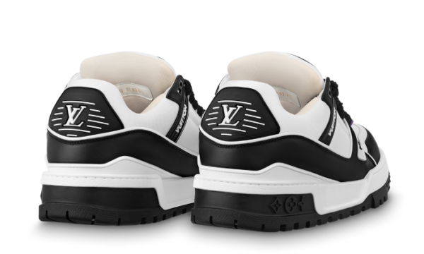 Trainer Black - Image 3