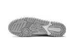 White Grey - Image 4