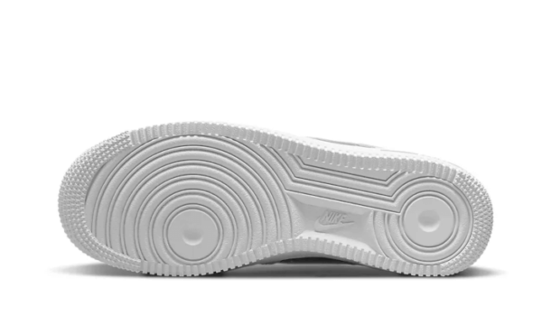 White Metallic Silver - Image 2