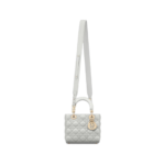 Wolkengrijs lamsleer met Cannage-motief 20cm - Image 5