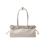 Mittelgro?e Lederhandtasche in Wei? 15.5cm