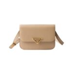 Leder-Schultertasche mit ?berschlag in Sandbeige 15cm