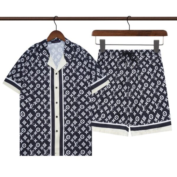Set Louis Vuitton LV Monogram Shirt & Shorts - Image 1