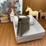 Madame Calfskin Kelly Elan Beige 28 cm - Image 5