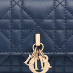 Diep oceaanblauw lamsleer met Cannage-motief - Image 2