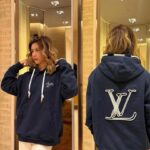Hoodie Louis Vuitton LV Logo LV055 - Image 12