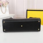 Peekaboo X-Tote Schwarz 41 cm - Image 3