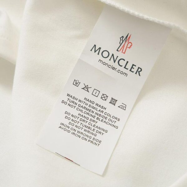 T-shirt Moncler Logo Patch Cotton MCL007 - Image 9