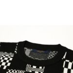 Sweatshirt Louis Vuitton LV091 - Image 4