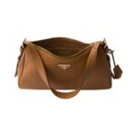 Mittelgro?e Lederschultertasche in Karamell 18cm - Image 4