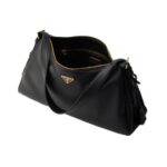 Aim?e gro?e Lederschultertasche in Schwarz 23cm - Image 4