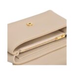 Geschmeidiges, strukturiertes Kalbsleder in Nude 23.5cm - Image 4