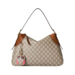 Gro?e GG Emblem Schultertasche 37cm - Image 4