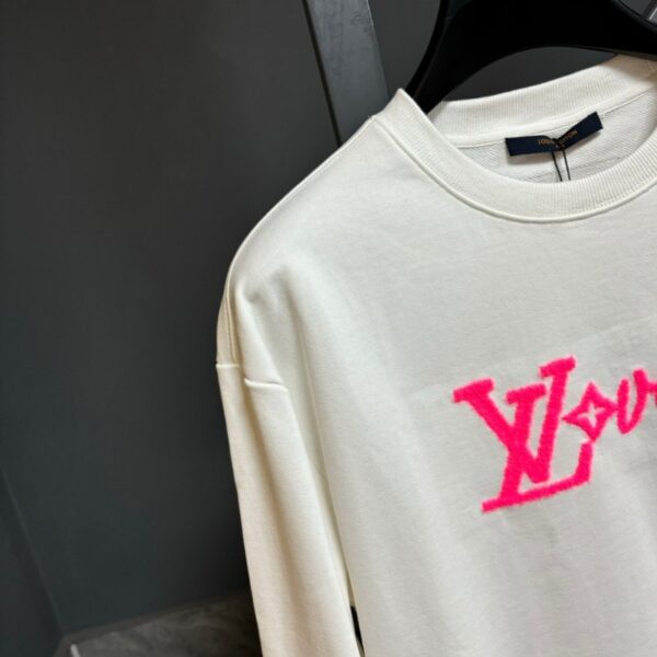 Sweatshirt Louis Vuitton LV095 - Image 4