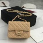 Mini Classic Flap Beige 17 cm - Image 3