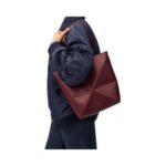 Mittlere Puzzle Fold Tote aus gl?nzendem Kalbsleder 31.5cm - Image 4