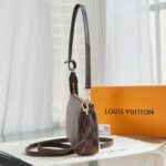 Damier Pochette Braun 23,5 cm - Image 3
