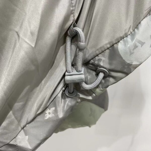 Jacket Louis Vuitton Patchworked Portrait Puffer - Image 9