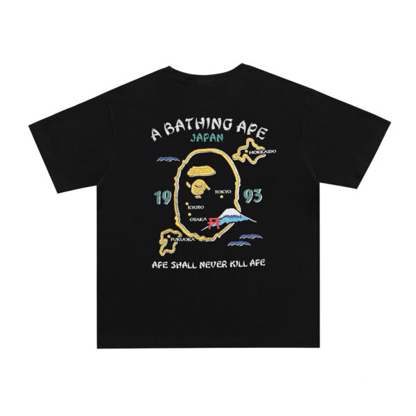 T-shirt BAPE Japan Souvenir - Image 1