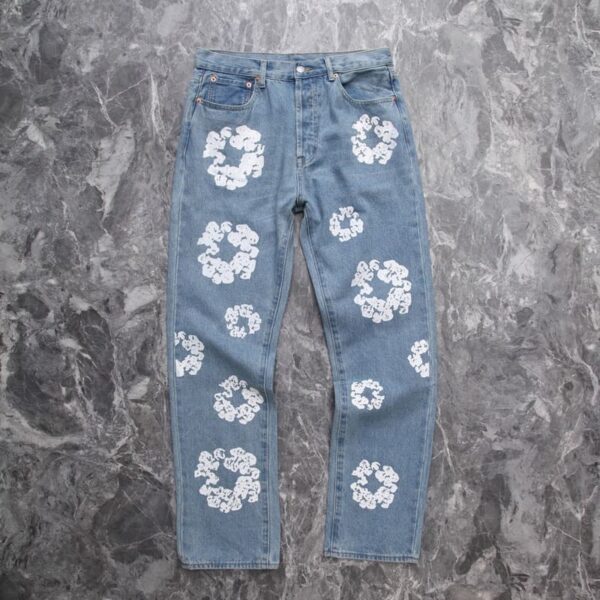 Denim Tears x Levi's Cotton Wreath Jeans Ligh Wash - Image 2