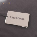 T-shirt Balenciaga BB Logo Spray Paint Black BL007 - Image 6