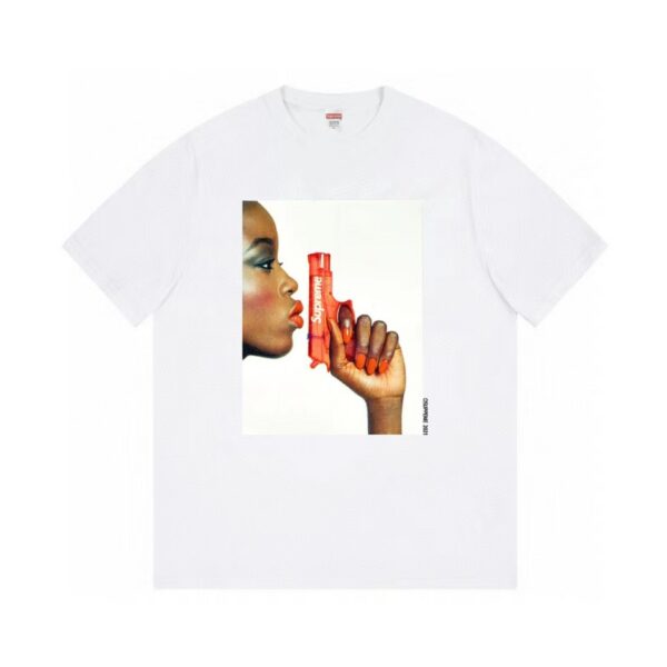 T-shirt Supreme Water Gun Graphic White SP007 - Image 1
