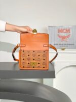 Tracy Braun Gold 22 cm - Image 6