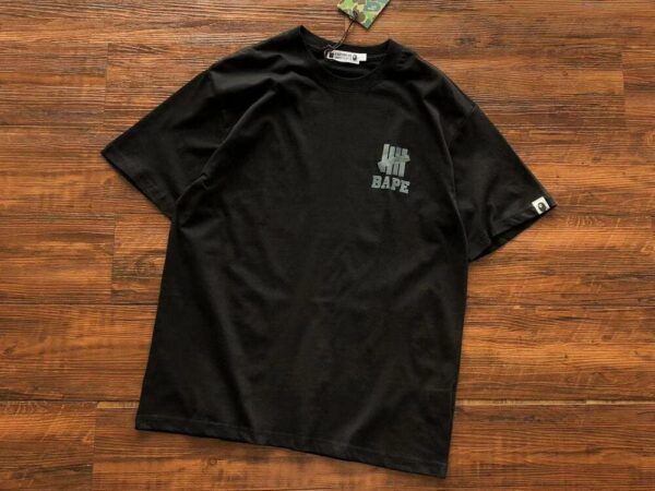 T-shirt BAPE x Undefeated Ape Head - Image 3