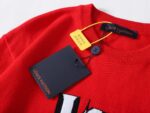 T-shirt Louis Vuitton Graphic Short-Sleeved - Image 6