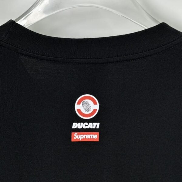 T-shirt Supreme Ducati Racing Graphic Black SP037 - Image 9