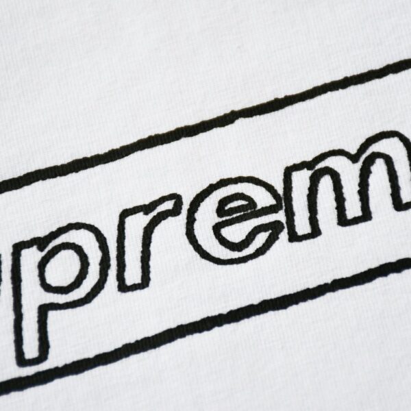 T-shirt Supreme Box Logo Outline White SP026 - Image 4