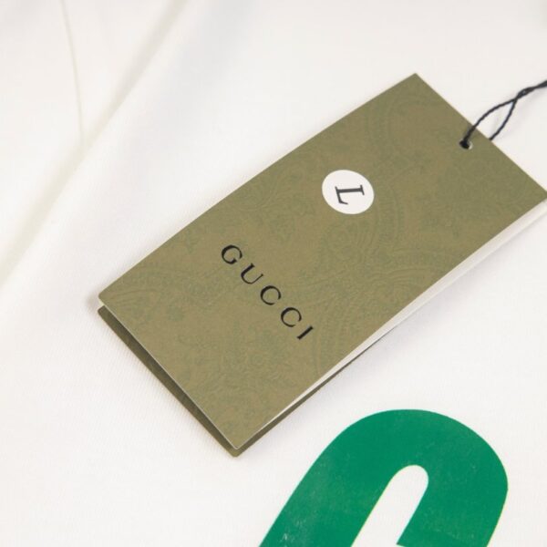 T-shirt Gucci Red Gradient Logo White GC040 - Image 7