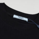 T-shirt Prada Black Graphic Logo PD038 - Image 7