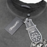 T-shirt Chrome Hearts Distressed Horseshoe Grey Logo CH033 - Image 9