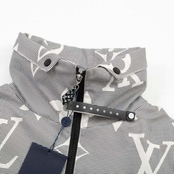 Jacket Louis Vuitton LV Monogram Windbreaker LV074 - Image 9