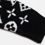 Cardigan Louis Vuitton LV Monogram Knit LV057 - Image 9