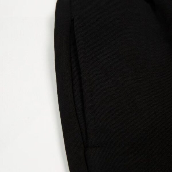 Shorts Gucci Black Logo Print GC091 - Image 4