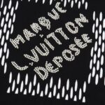T-shirt Louis Vuitton Graphic Print Black LV023 - Image 4