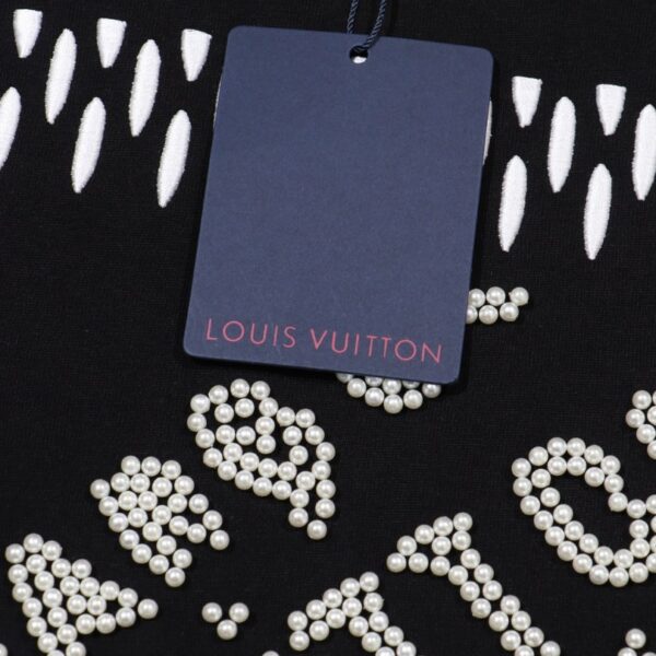 T-shirt Louis Vuitton Graphic Print Black LV023 - Image 9