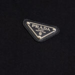 T-shirt Prada Logo Patch Black PD015 - Image 4