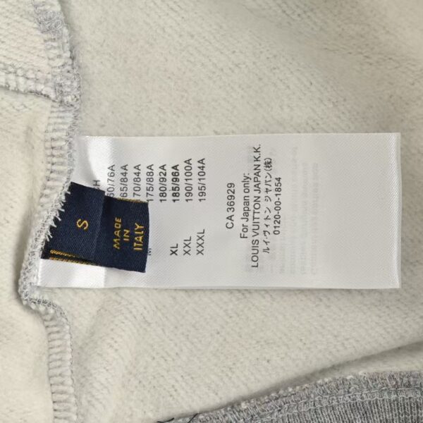 Hoodie Louis Vuitton Monogram Grey LV039 - Image 9