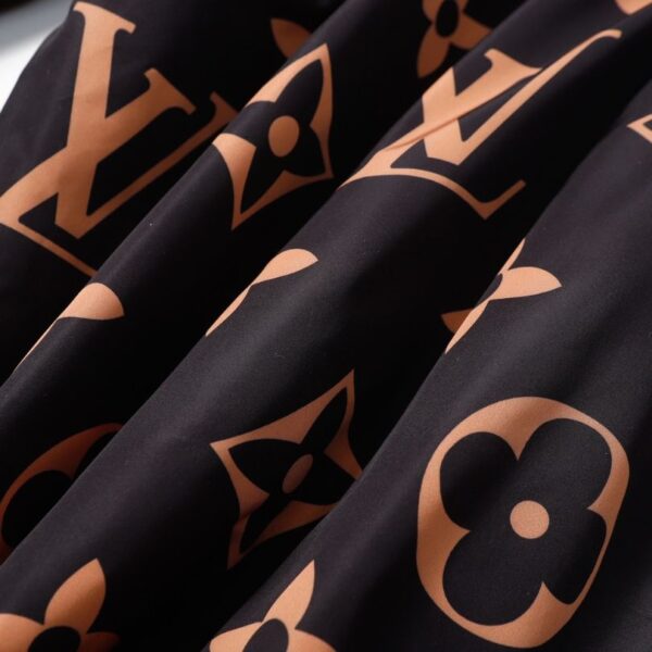 Jacket Louis Vuitton LV Monogram Windbreaker LV050 - Image 5