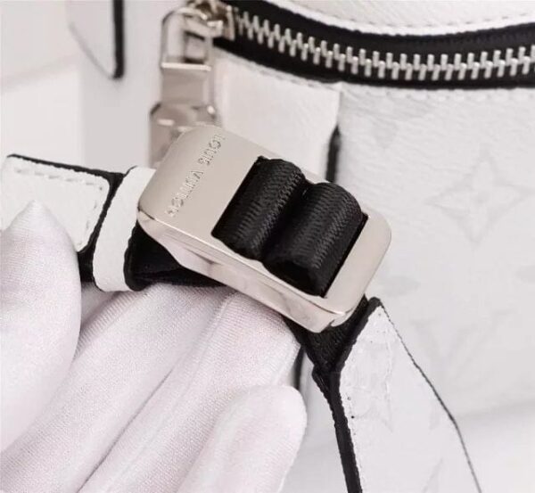 Louis Vuitton Bag Outdoor Messenger Optic White - Image 9
