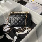 Chanel Schultertasche Schwarz 19 cm - Image 5