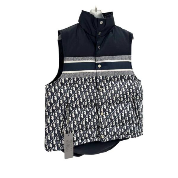 Dior Logo Puffer Vest DO041 - Image 2