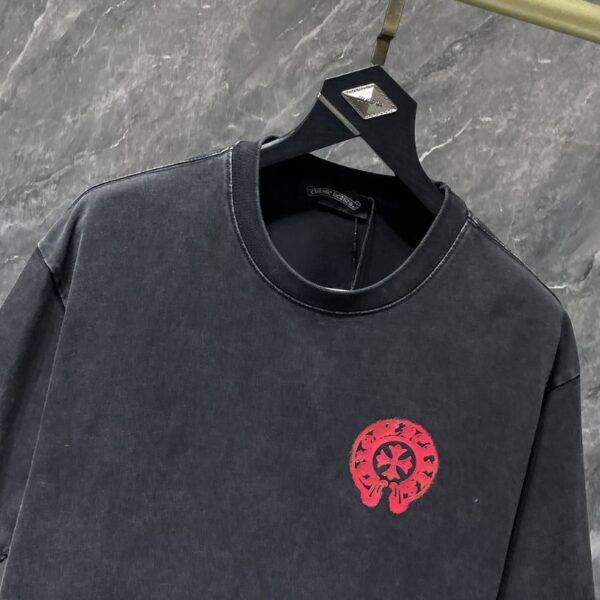 T-shirt Chrome Hearts Cross Graphic Print CH070 - Image 4
