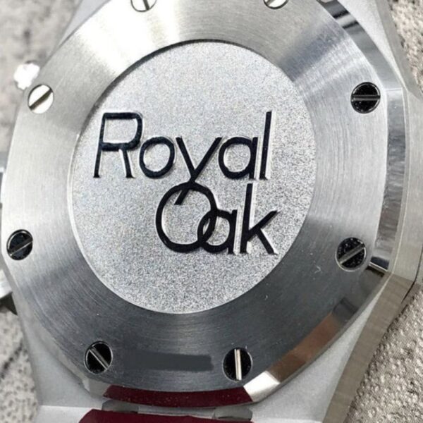Audemars Piguet Royal Oak Chronograph ADP003 - Image 5