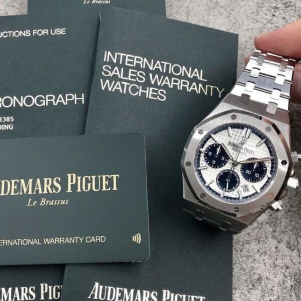 Audemars Piguet Royal Oak Chronograph ADP003 - Image 4